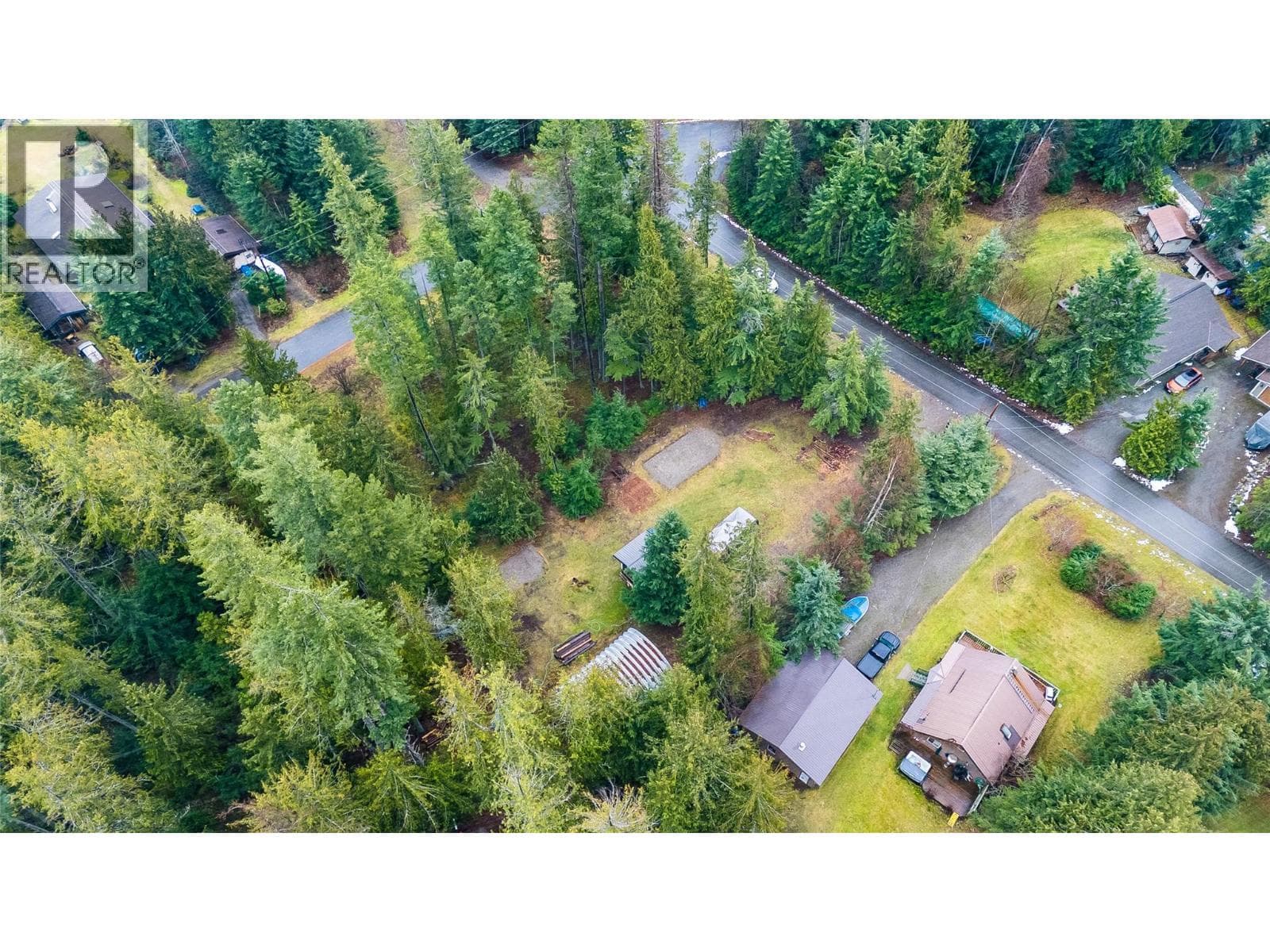 304 Nichols Drive photo 4
