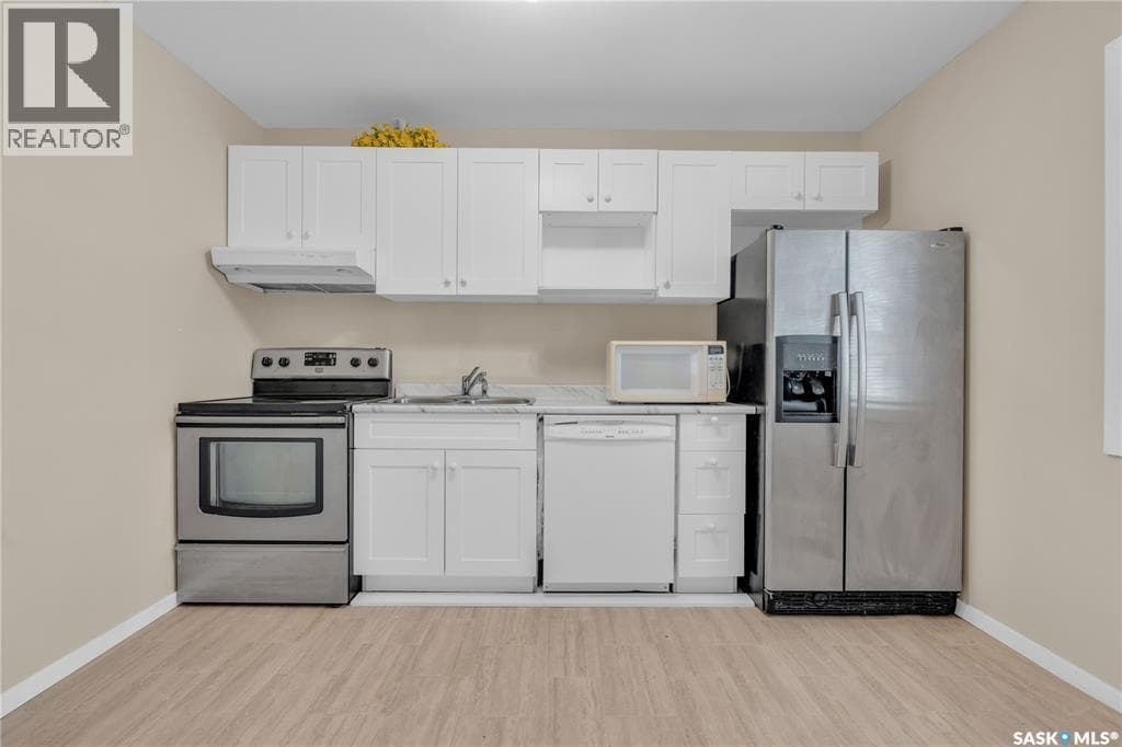 760 Rae STREET — photo 3
