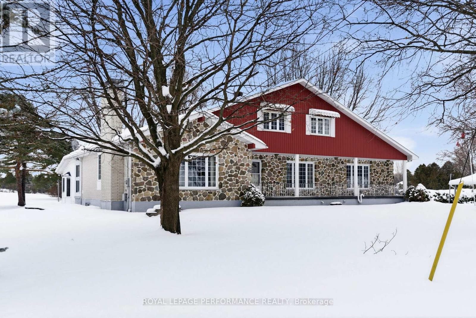 166 MCCORMICK ROAD photo 3