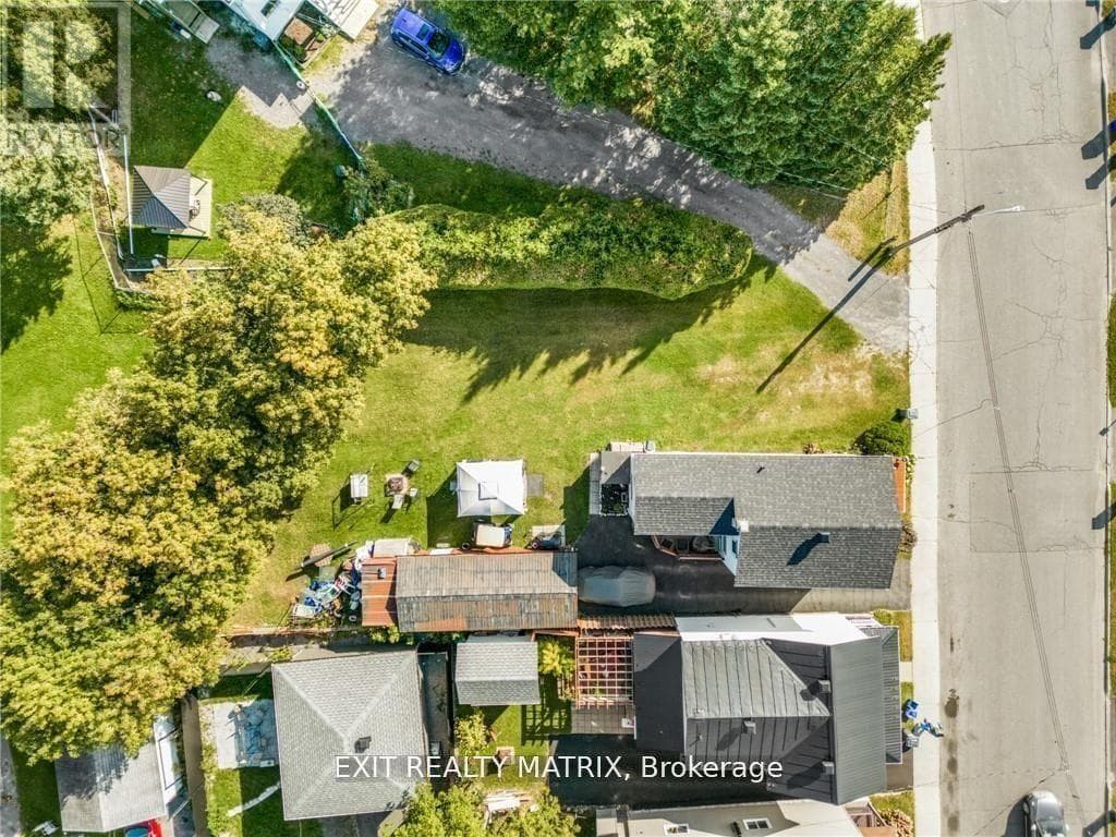 287 HIGGINSON STREET photo 3