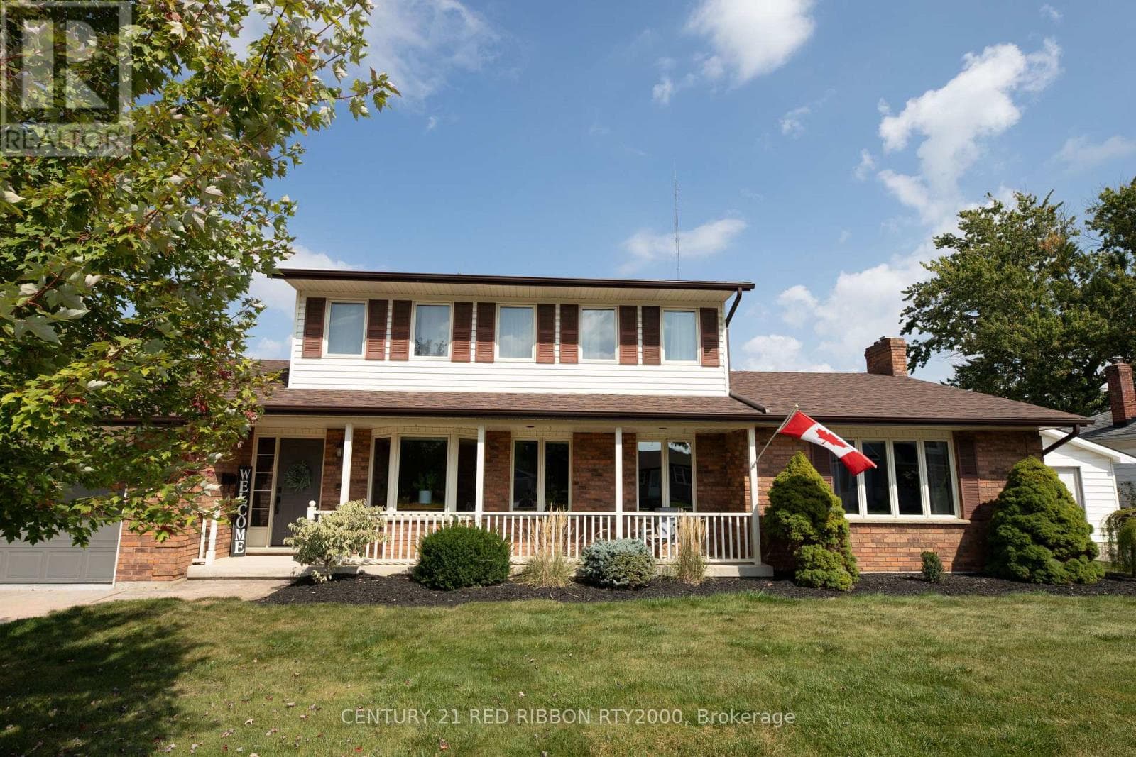3 bed 3 bath single family at 51 QUEEN STREET — $739,900