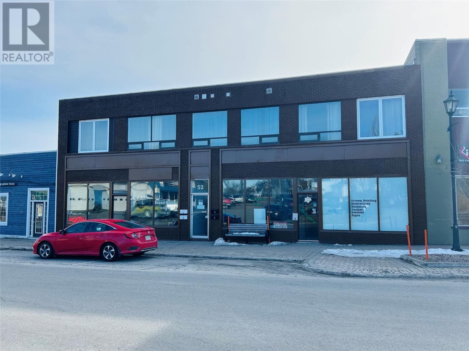 retail at 52 High Street — $499,000