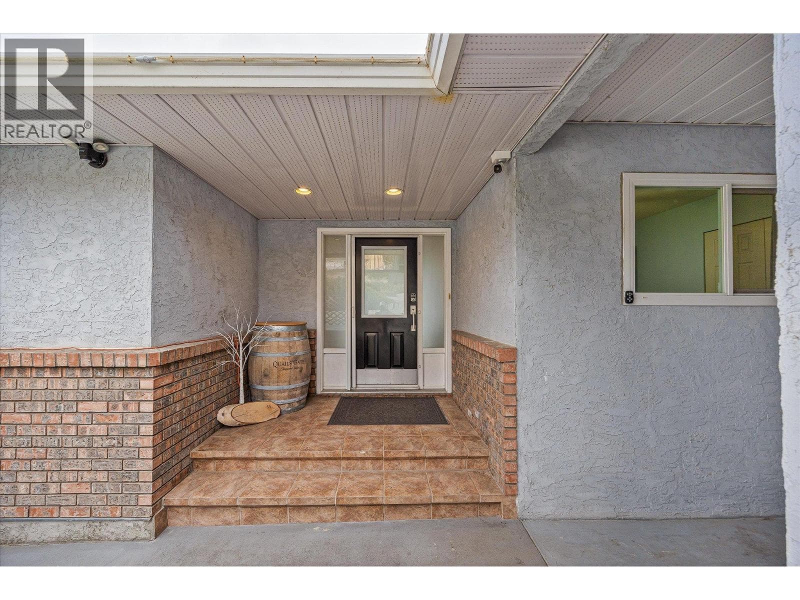 5373 Buchanan Road photo 3
