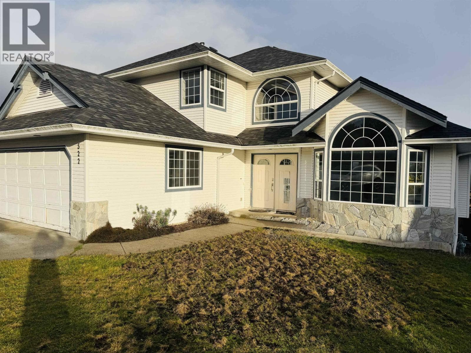 522 EAGLECREST DRIVE photo 2