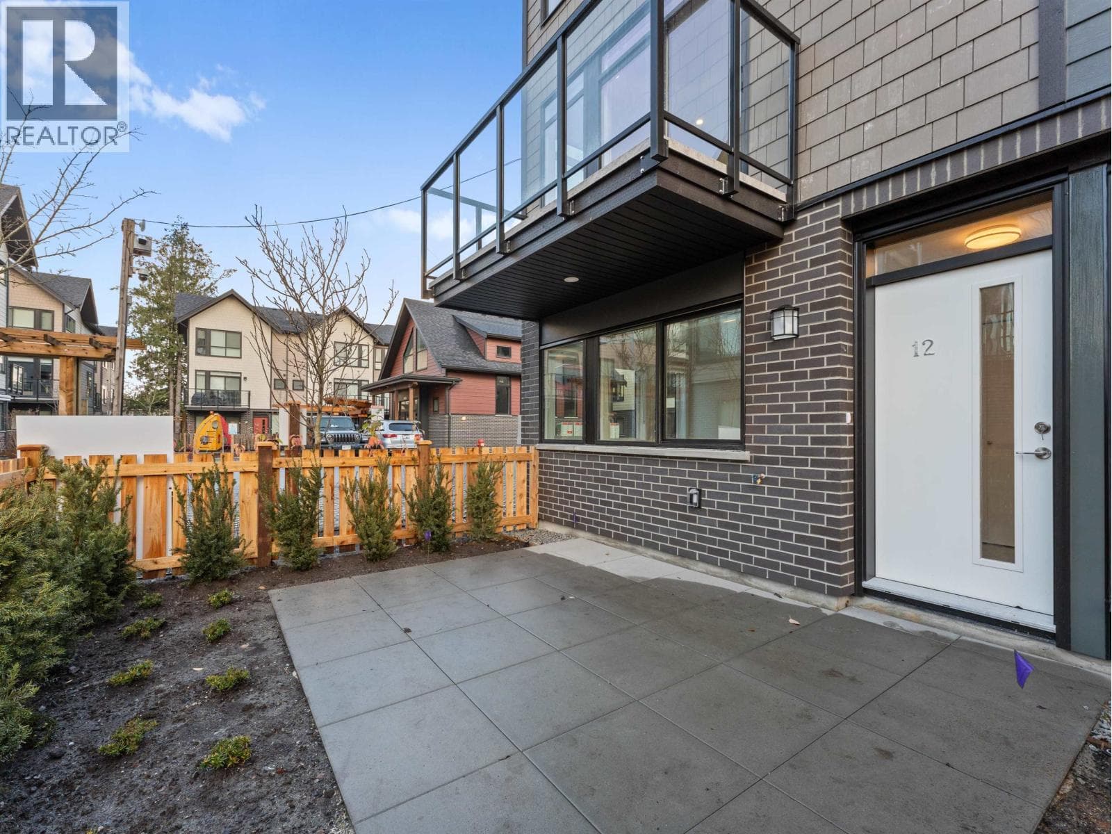18 4337 BOUNDARY ROAD photo 5