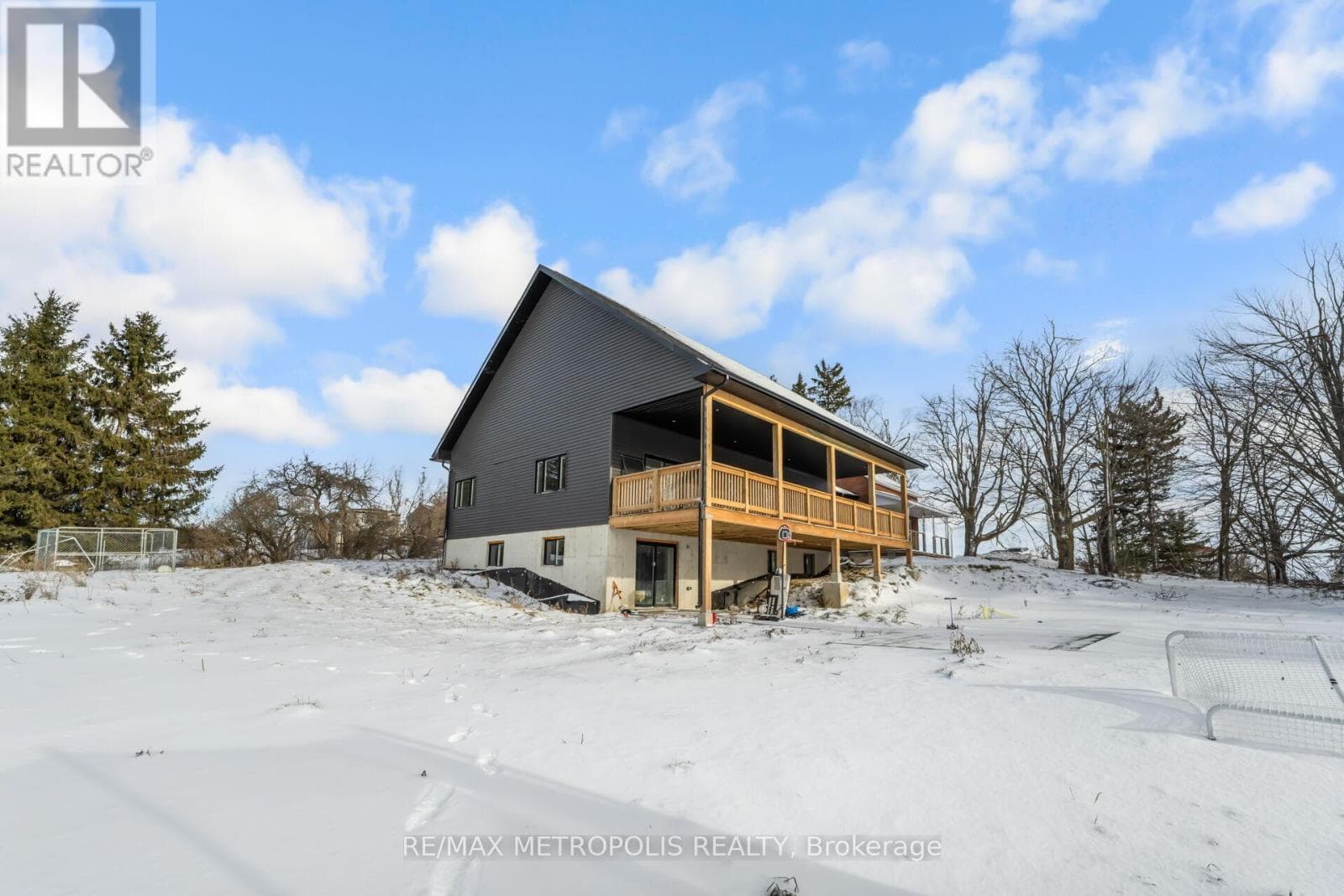 4 bed 3 bath single family at 518644 COUNTY 124 ROAD — $1,450,000