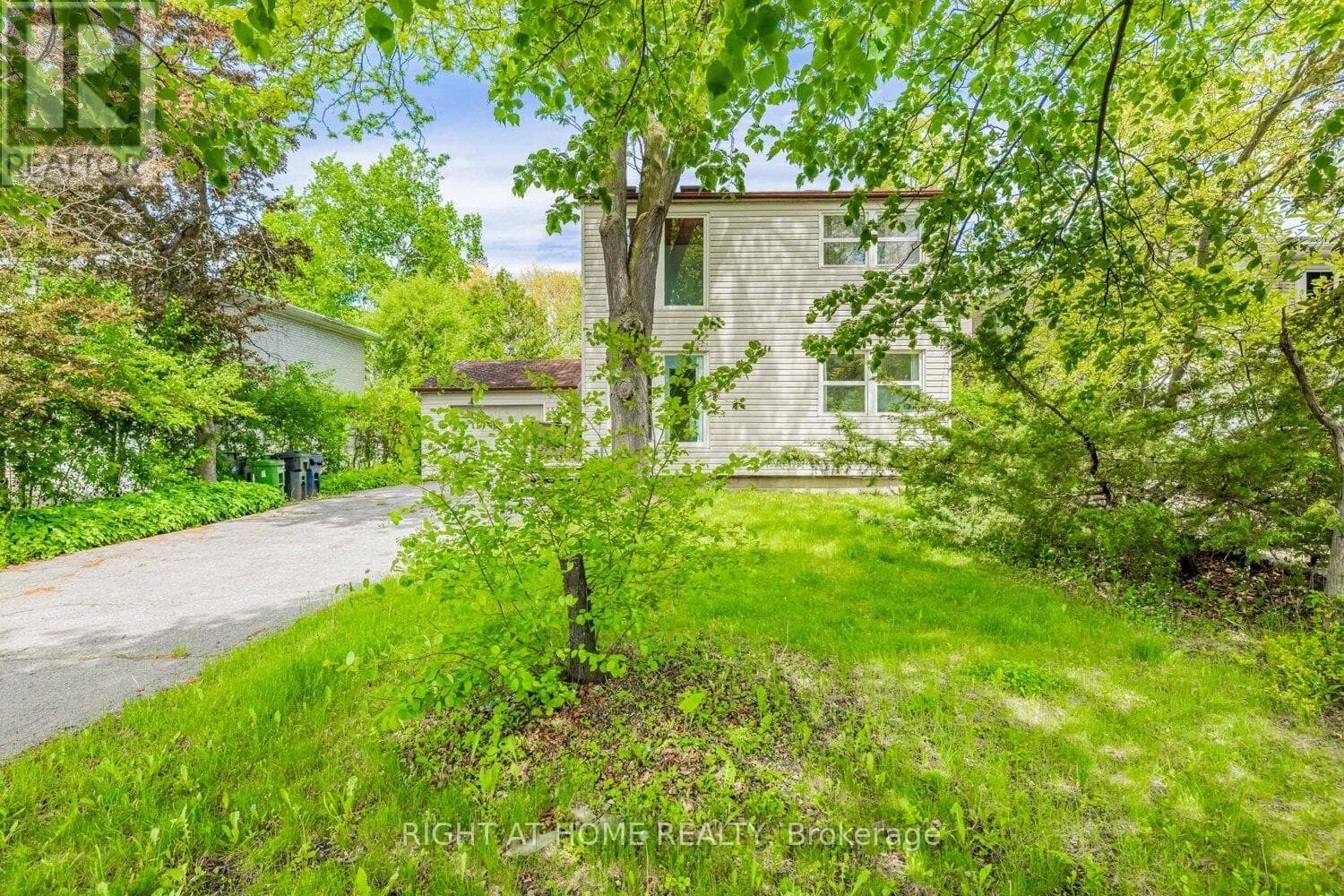 144 WEDGEWOOD DRIVE photo 2