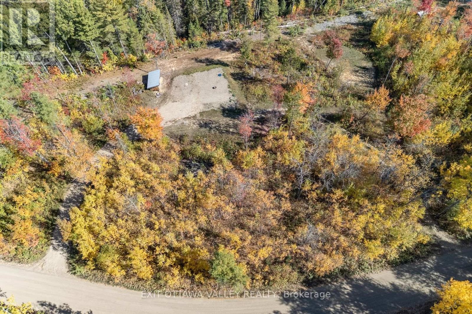 274 MCANULTY ROAD photo 3
