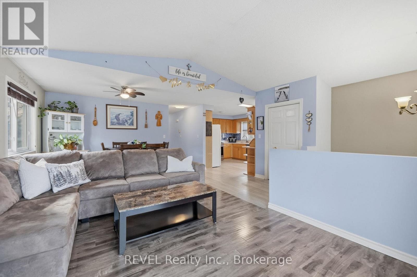 7880 ASCOT CIRCLE photo 3