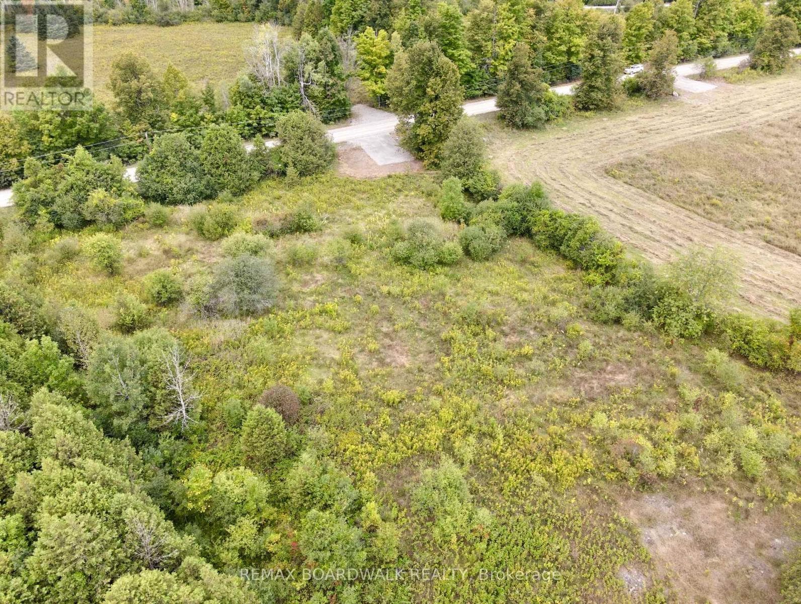 390 FORD ROAD photo 4