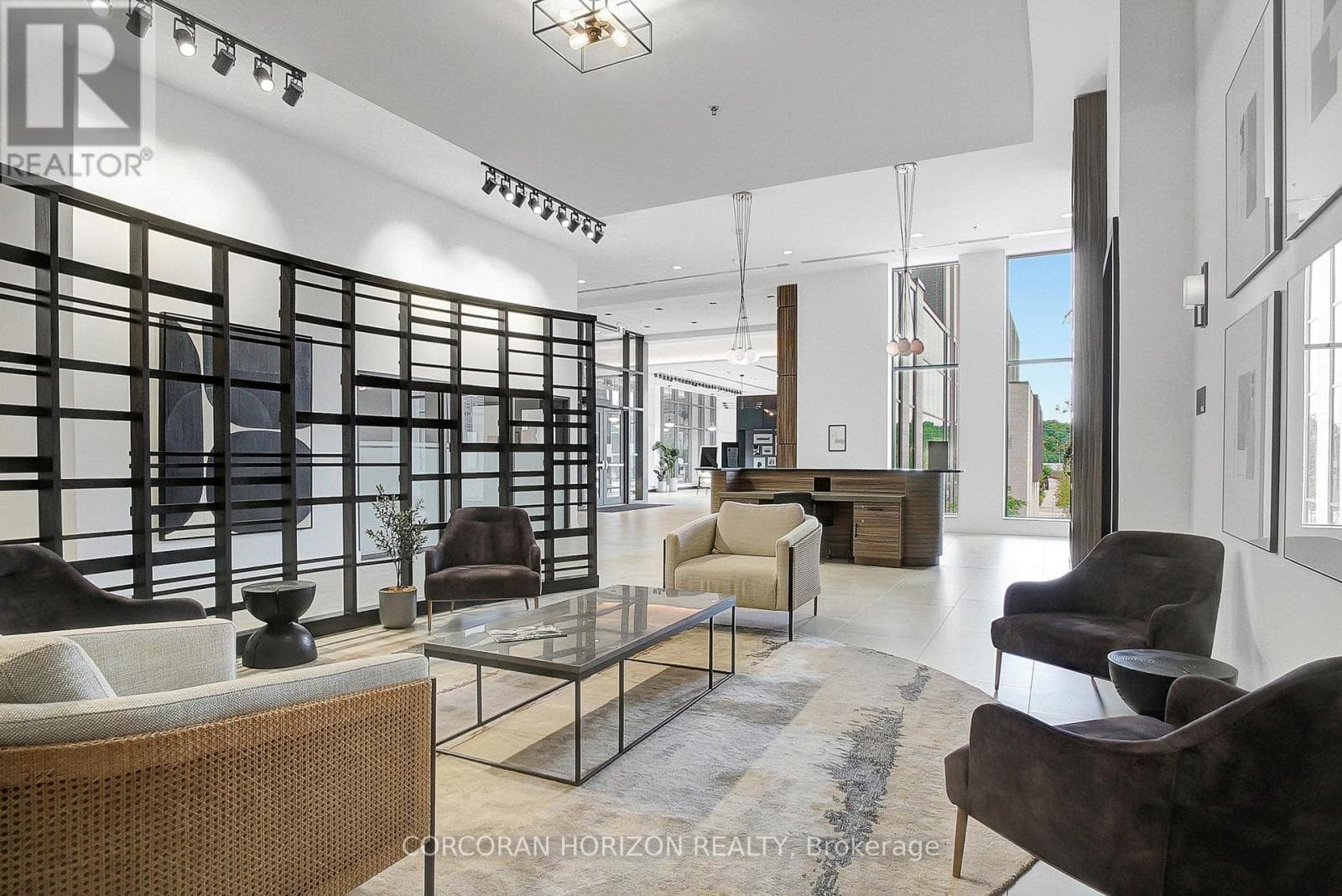 1511 - 15 GLEBE STREET photo 4
