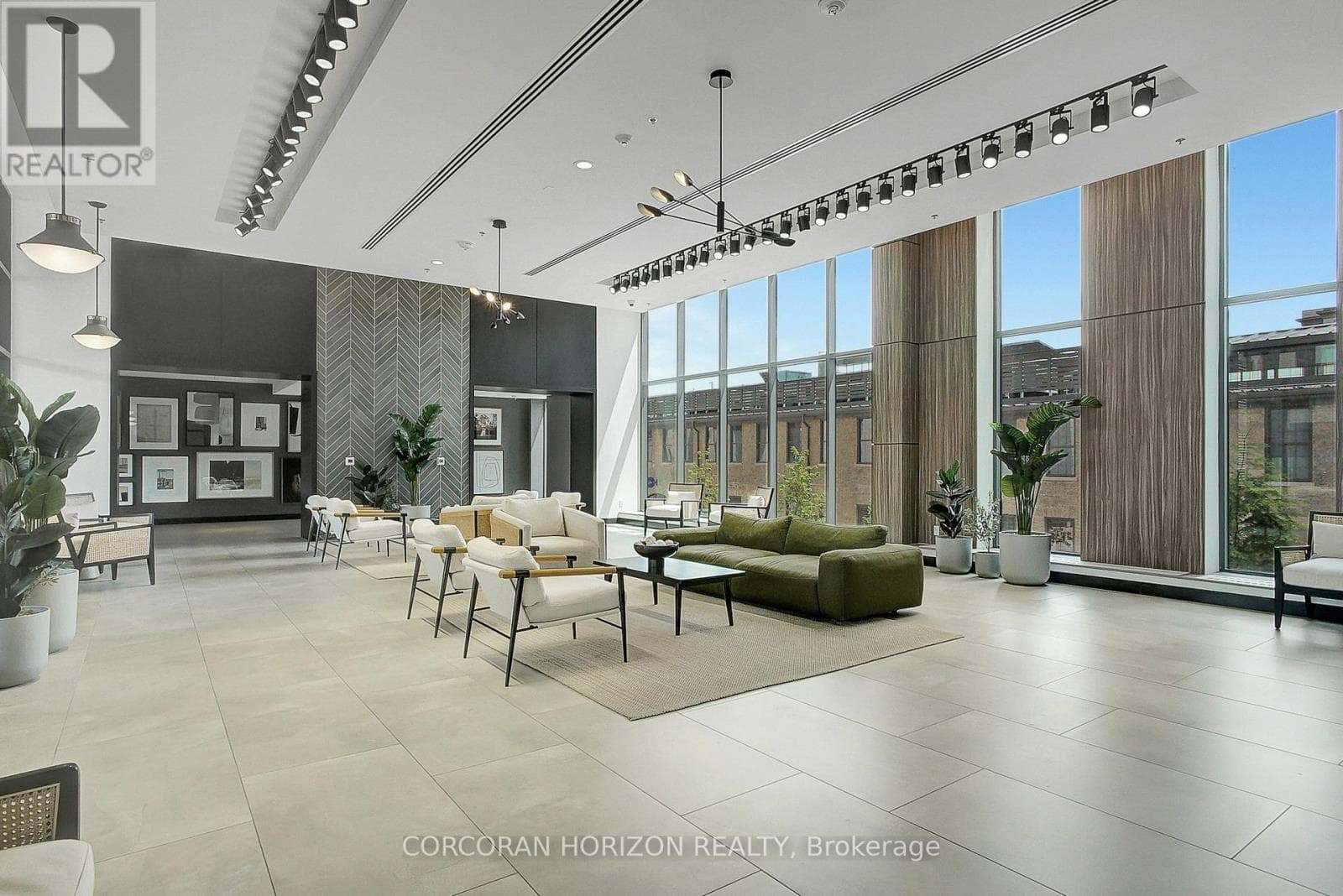 1511 - 15 GLEBE STREET photo 5