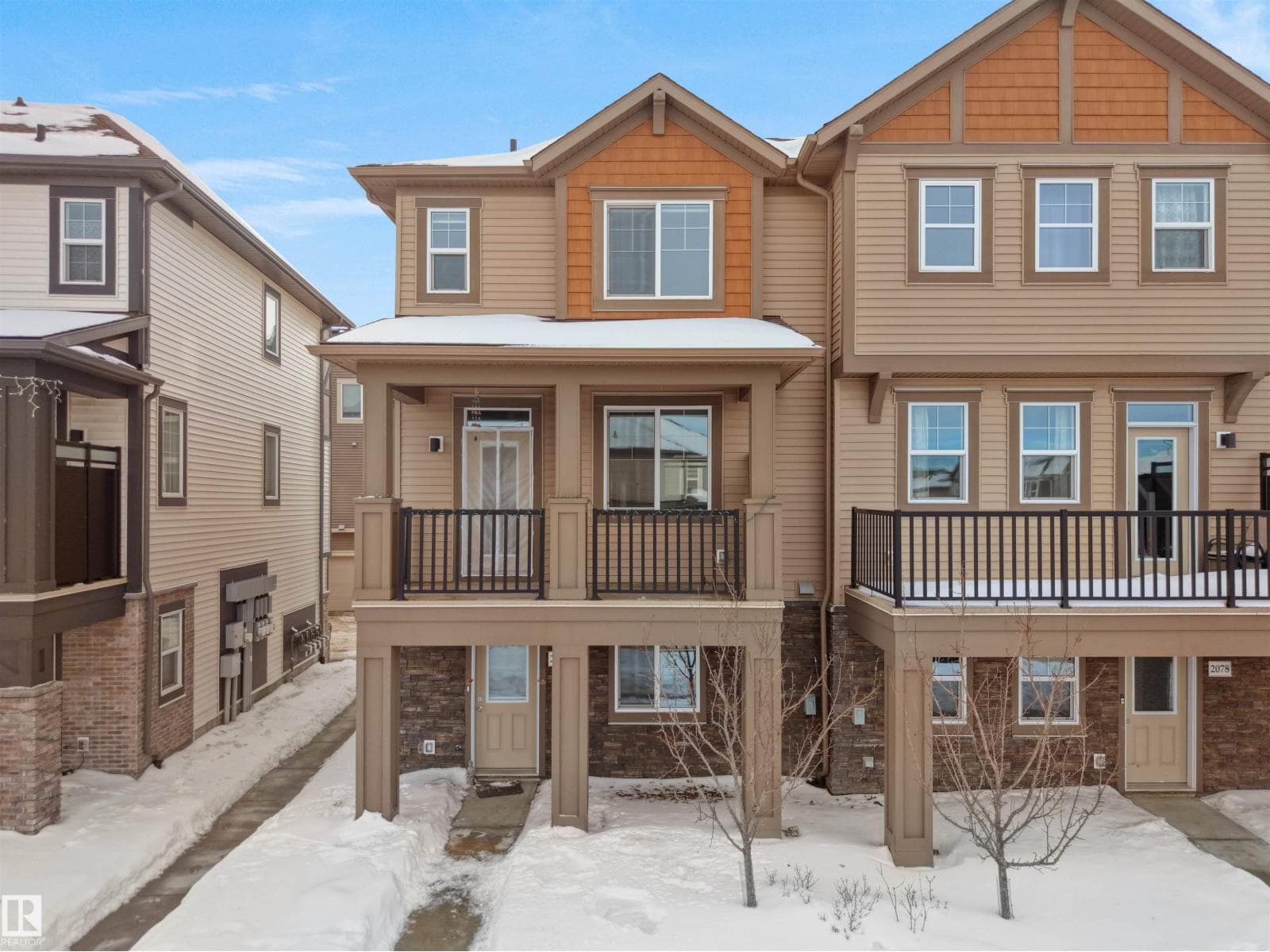 2080 WONNACOTT WY SW — photo 2