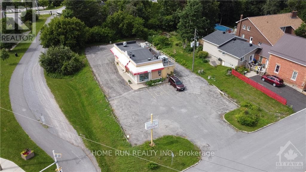 45 MUNRO STREET photo 2