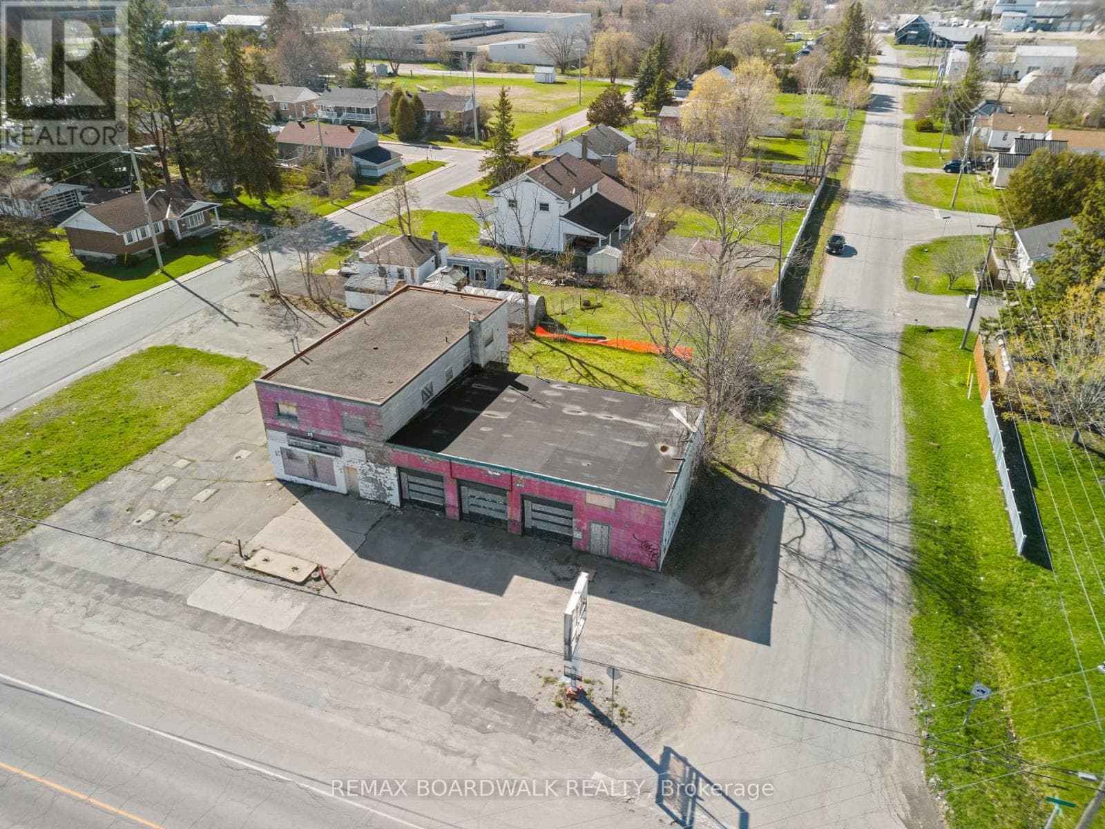 7526 ROGER STEVENS DRIVE S photo 3