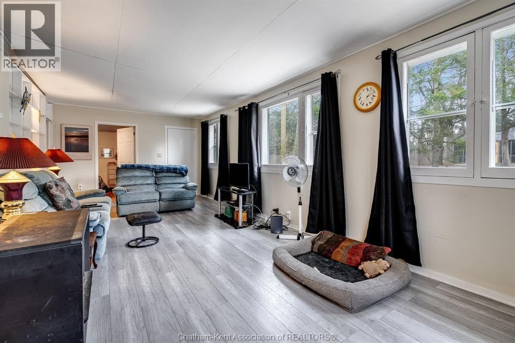 11373 Bowman AVENUE photo 4