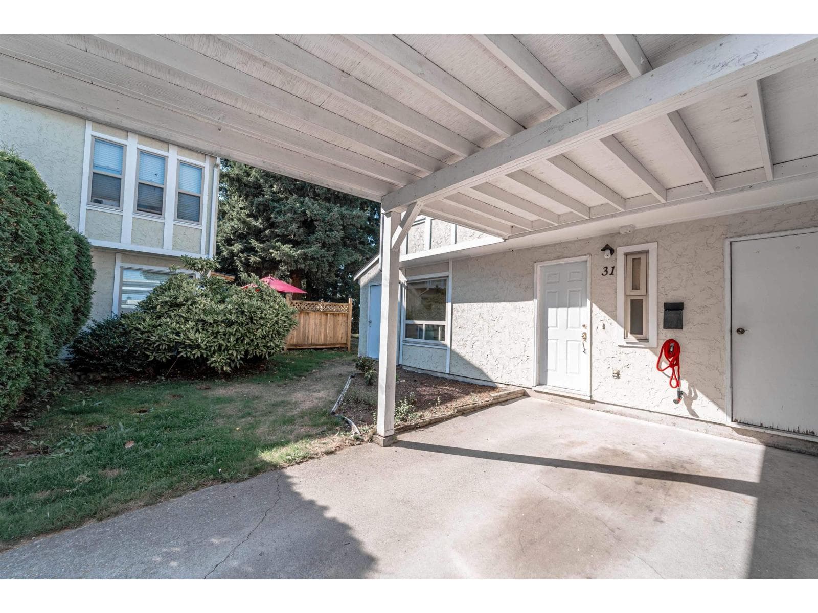 31 3075 TRETHEWEY STREET photo 3