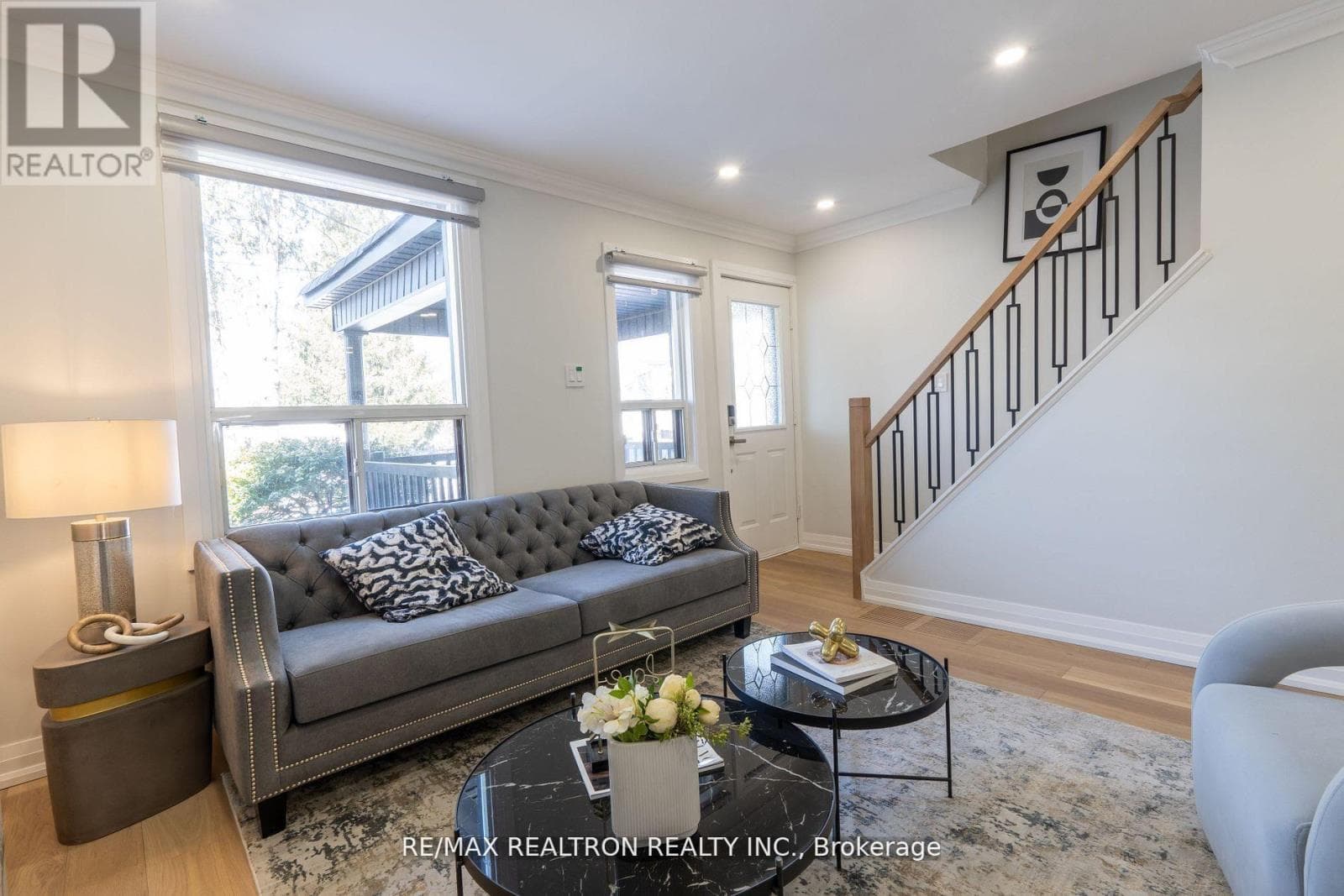 77 HATHERLEY ROAD photo 4