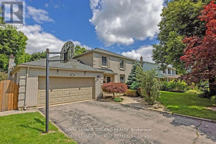 69 SHAVIAN BOULEVARD photo 2