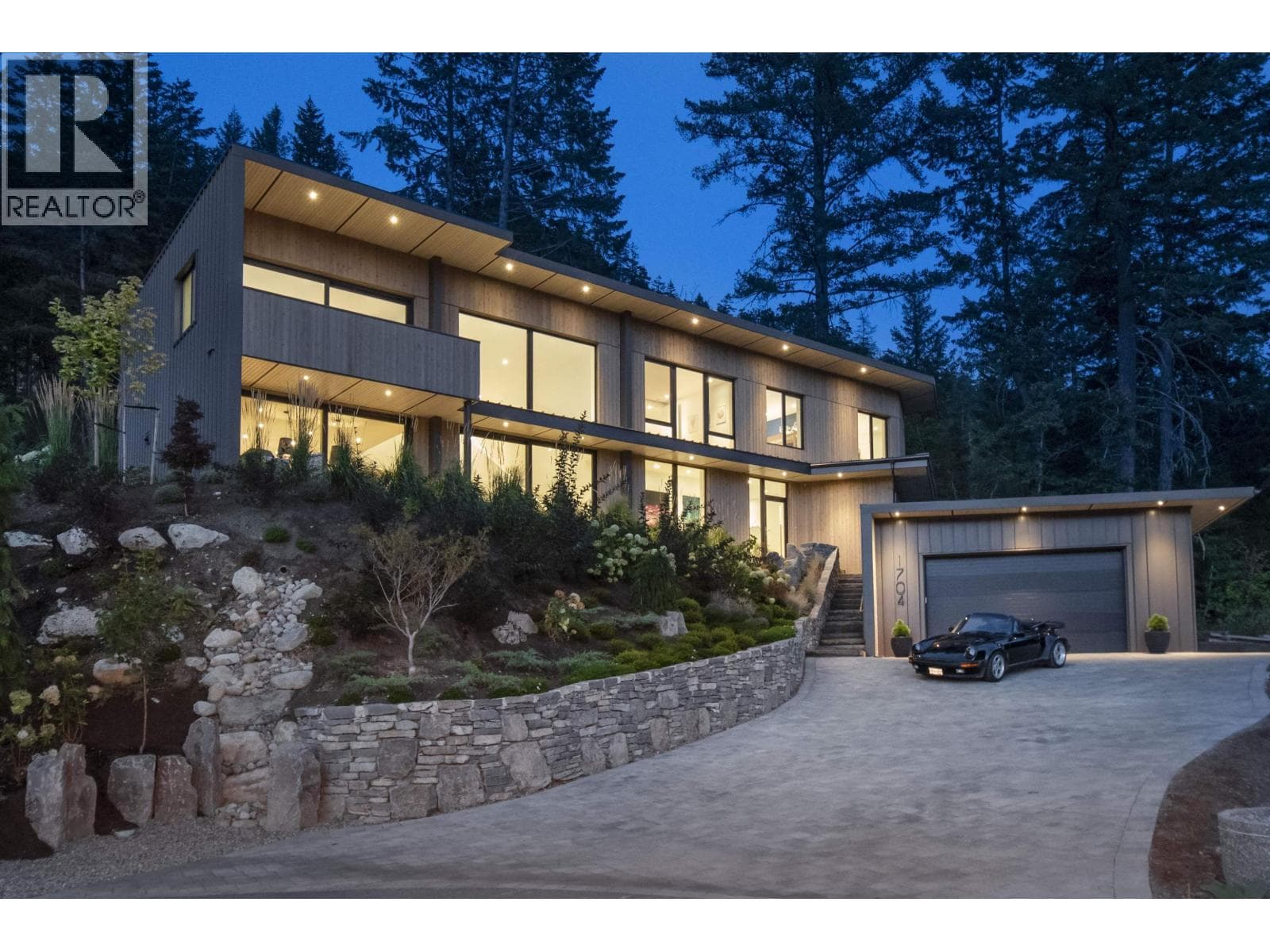 4 bed 4 bath single family at 1704 SUGARLOAF PLACE — $2,850,000