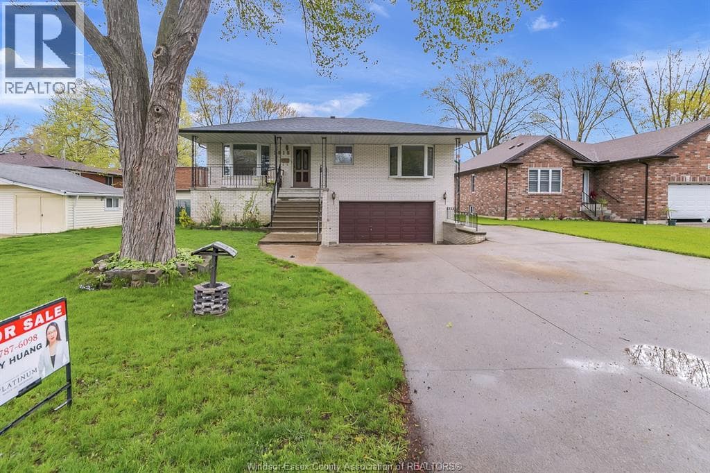 3818 WOODWARD photo 2