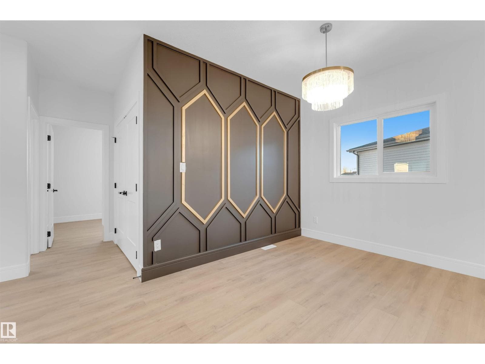 150 CREEKSIDE LN — photo 4