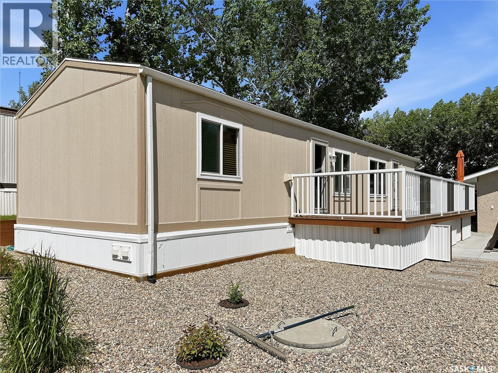 6 Highland AVENUE