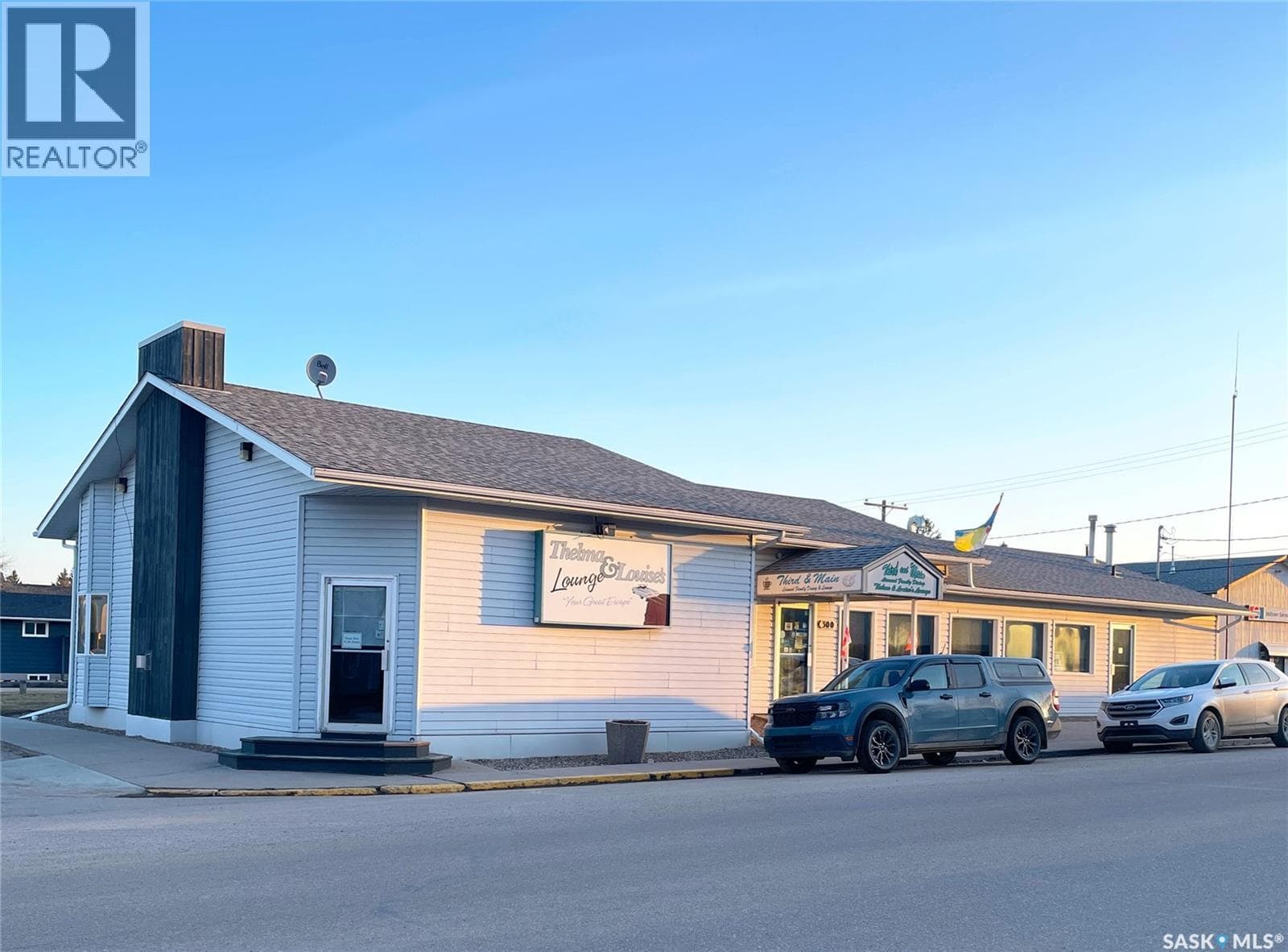 300 Main STREET