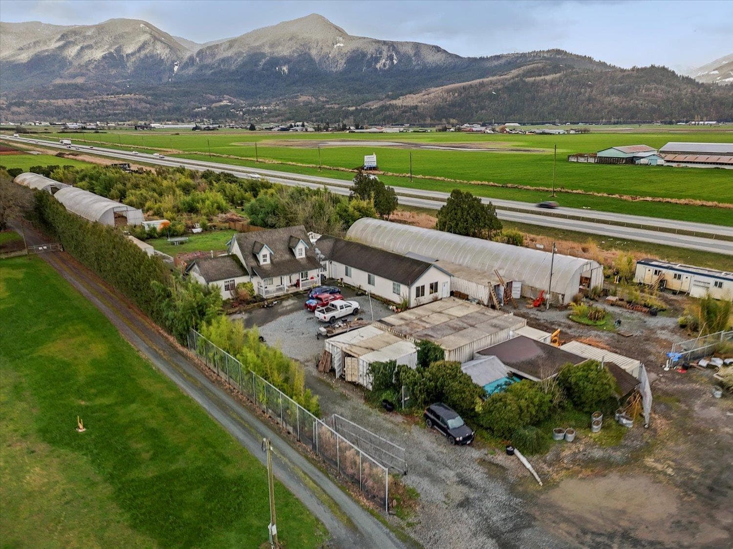 business at 8450 BANFORD ROAD, East Chilliwack — $1,998,000