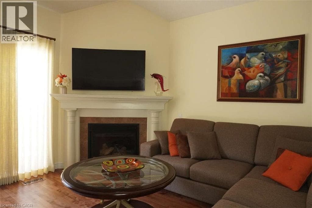 2169 ORCHARD Road Unit# 33 photo 5