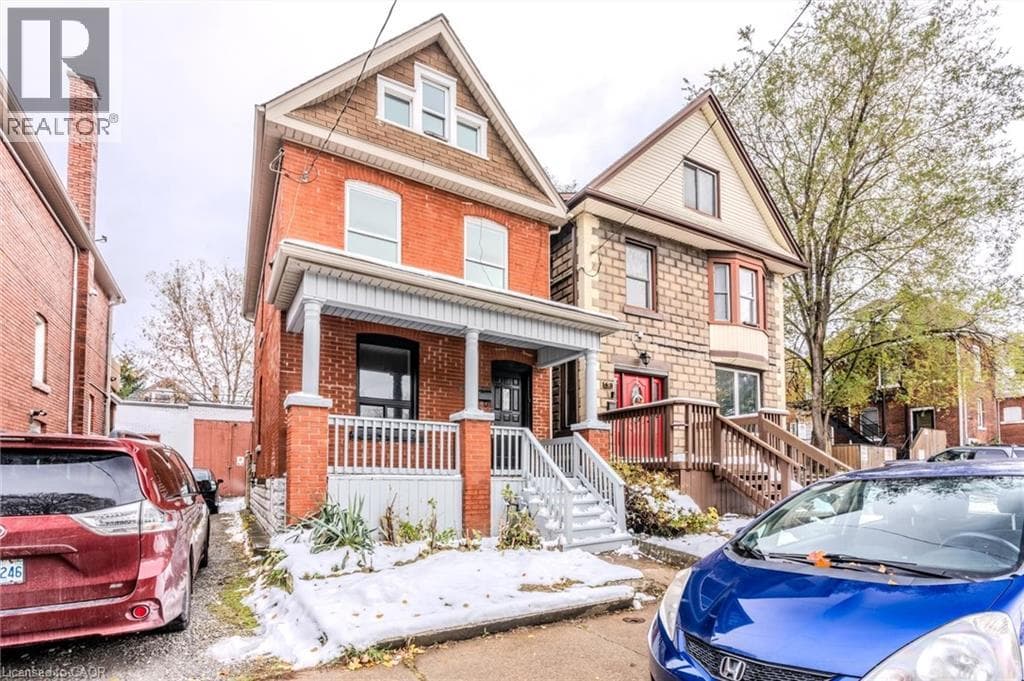 4 bed 3 bath single family at 49 MYRTLE Avenue — $559,900