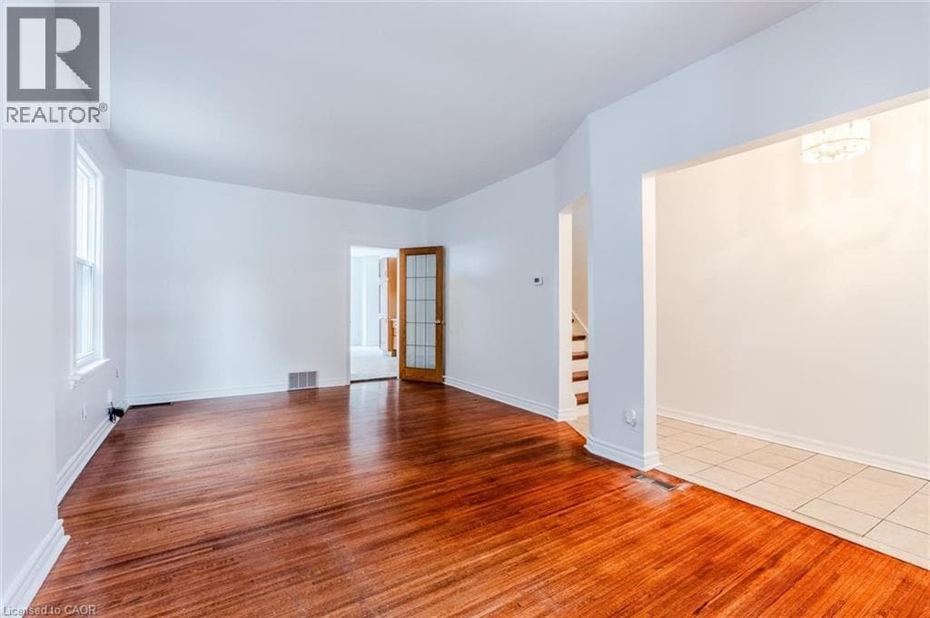 49 MYRTLE Avenue photo 5