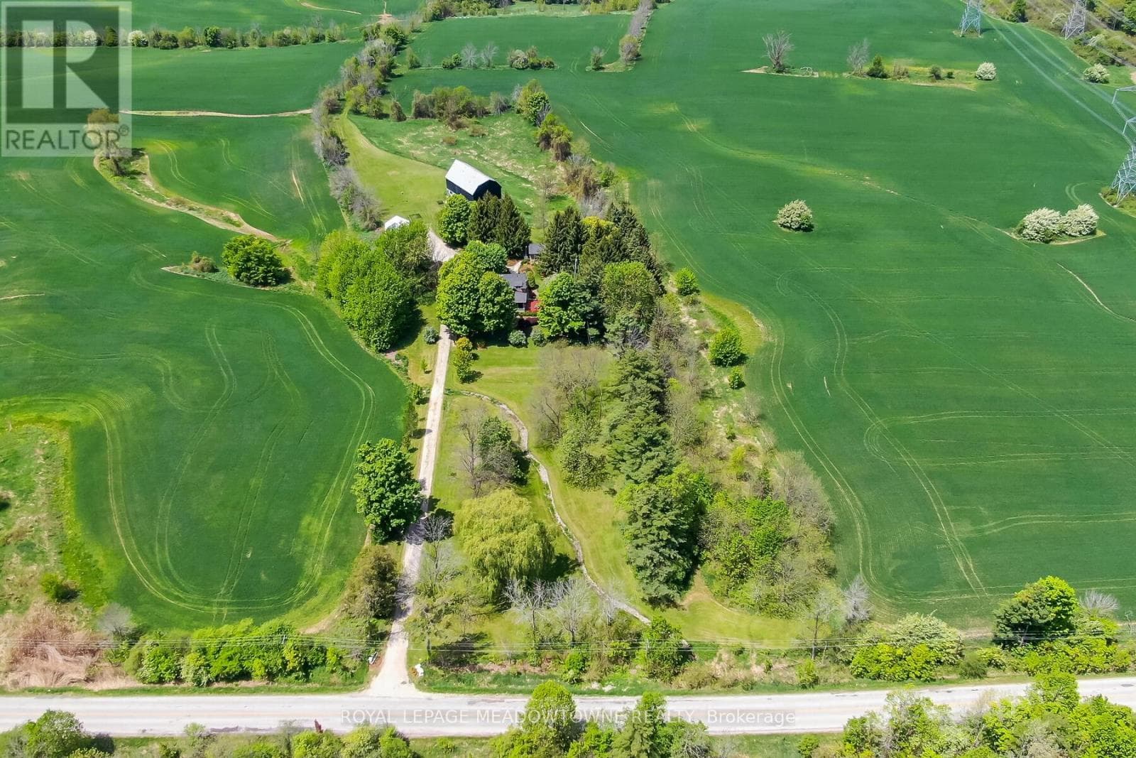 10319 15 SIDE ROAD photo 2