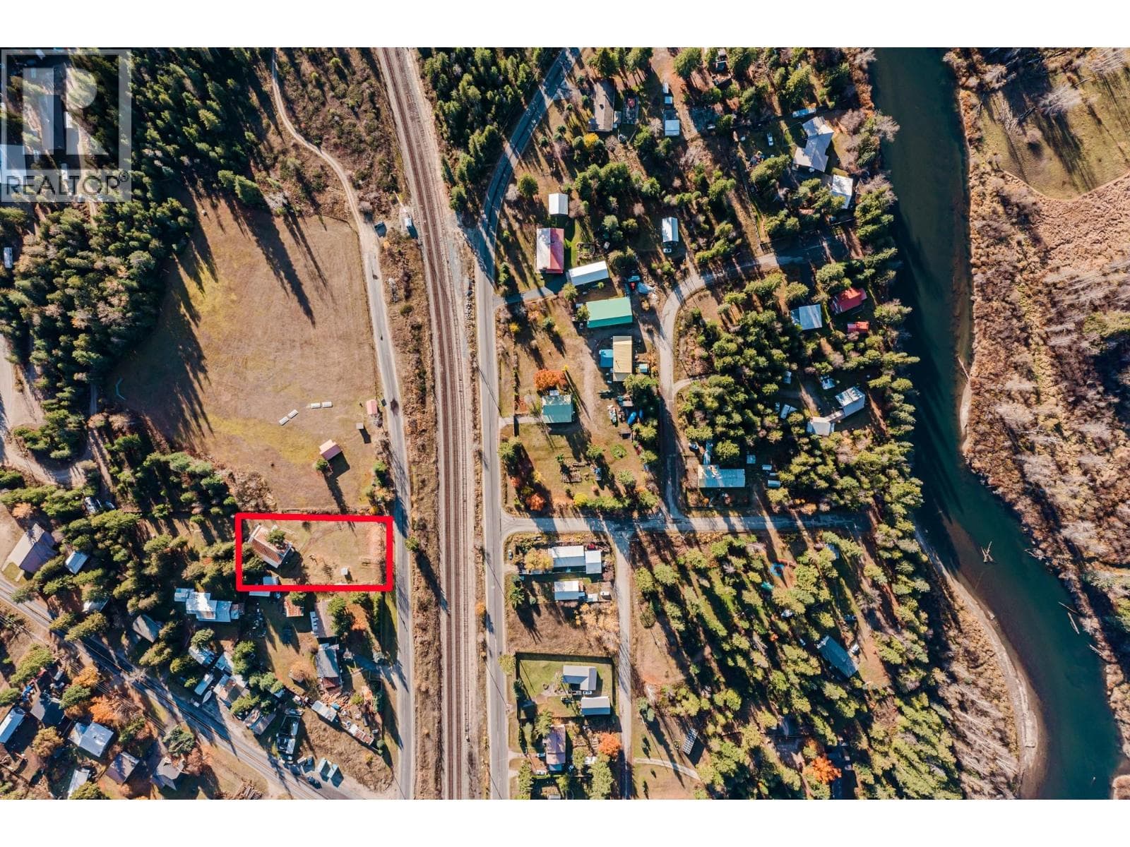 3974 Malakwa Station Road photo 3