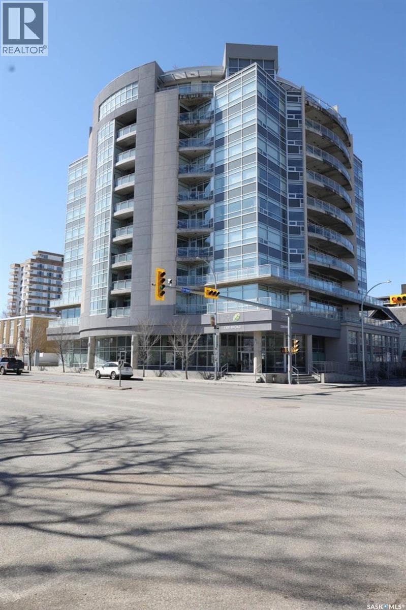 207 2300 Broad STREET photo 2