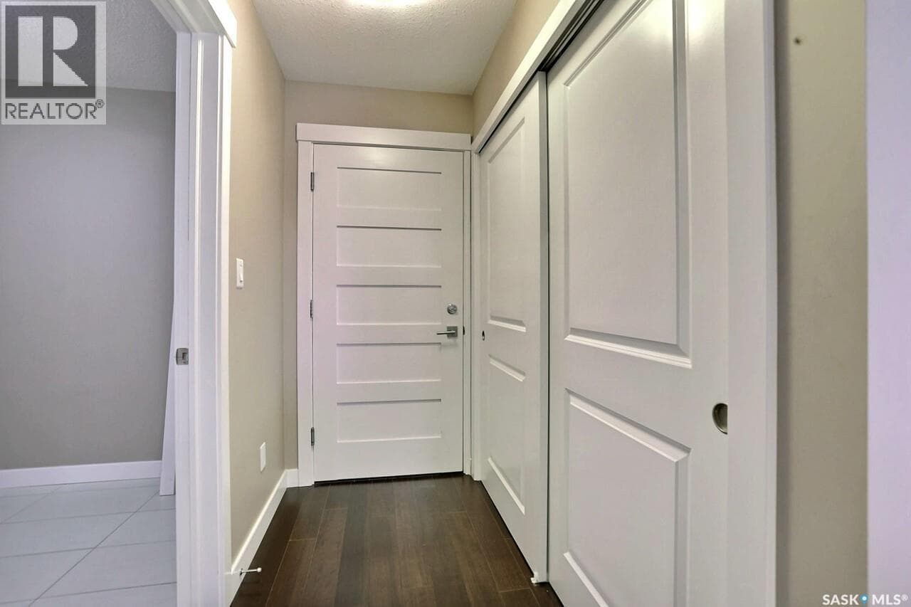 207 2300 Broad STREET photo 3