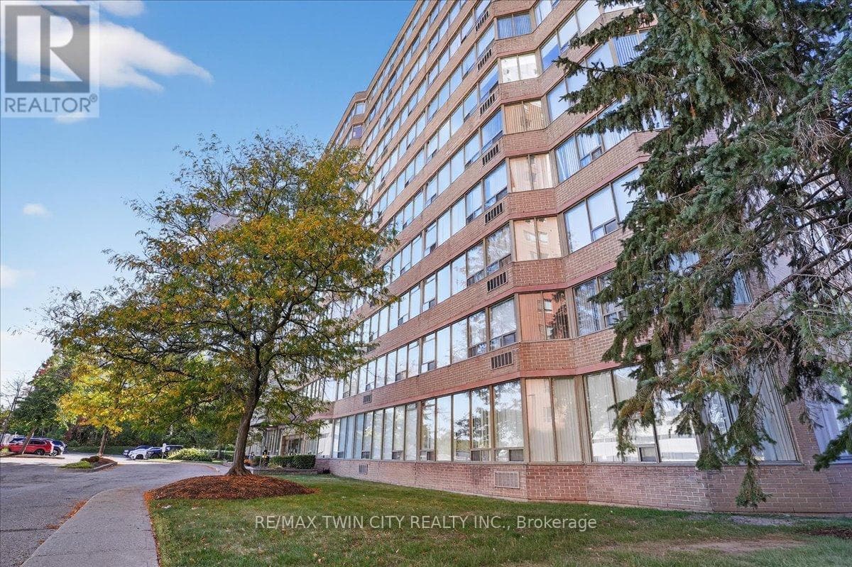 506 - 3227 KING STREET E photo 4