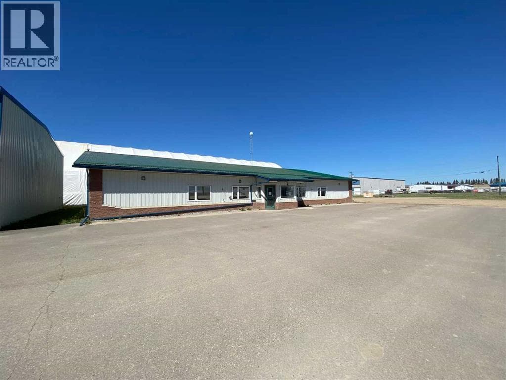 6701 & 6705 44 Avenue — photo 3