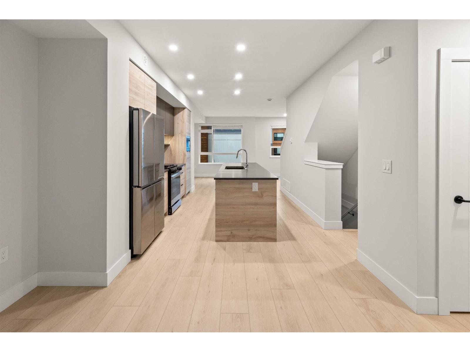 94 30530 CARDINAL AVENUE photo 4