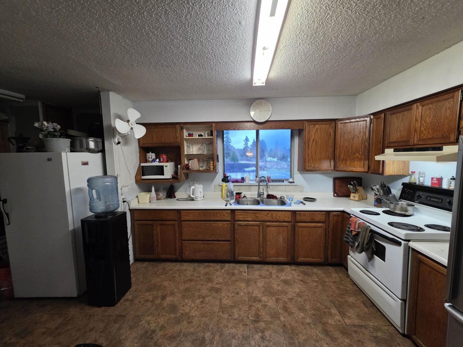 9072 187TH STREET photo 5