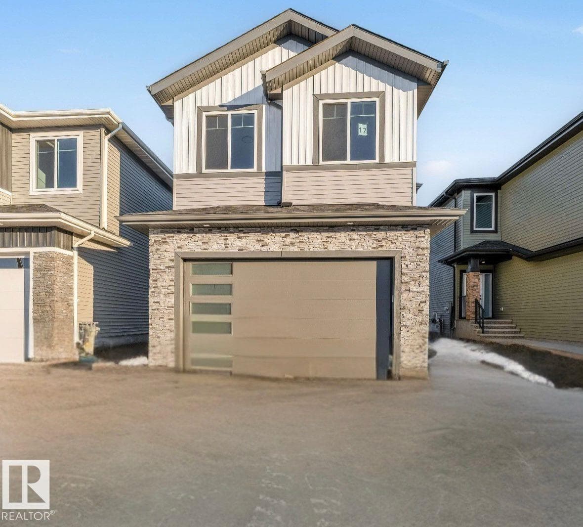 17 AXELWOOD CR