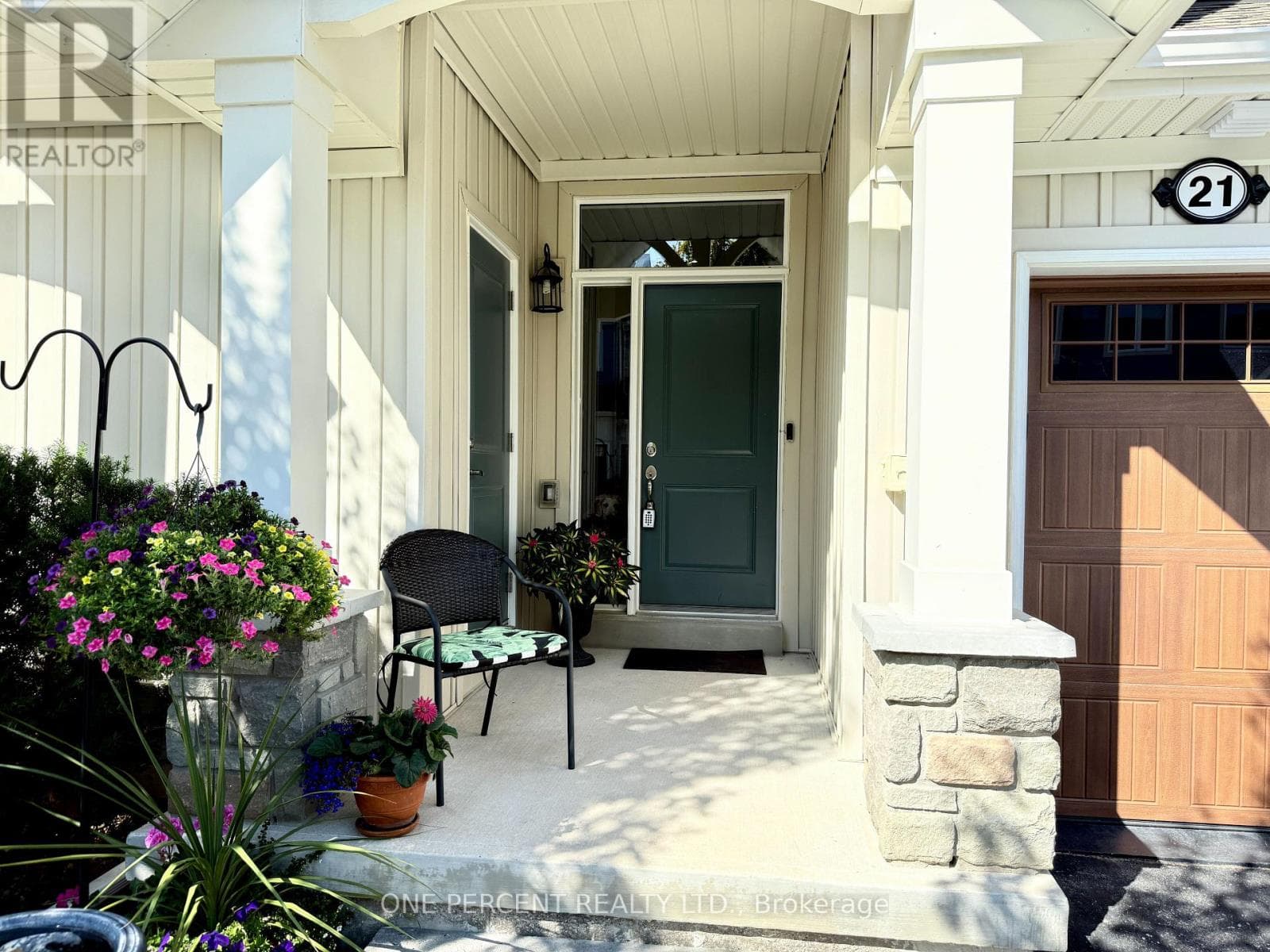 21 LETT AVENUE photo 2