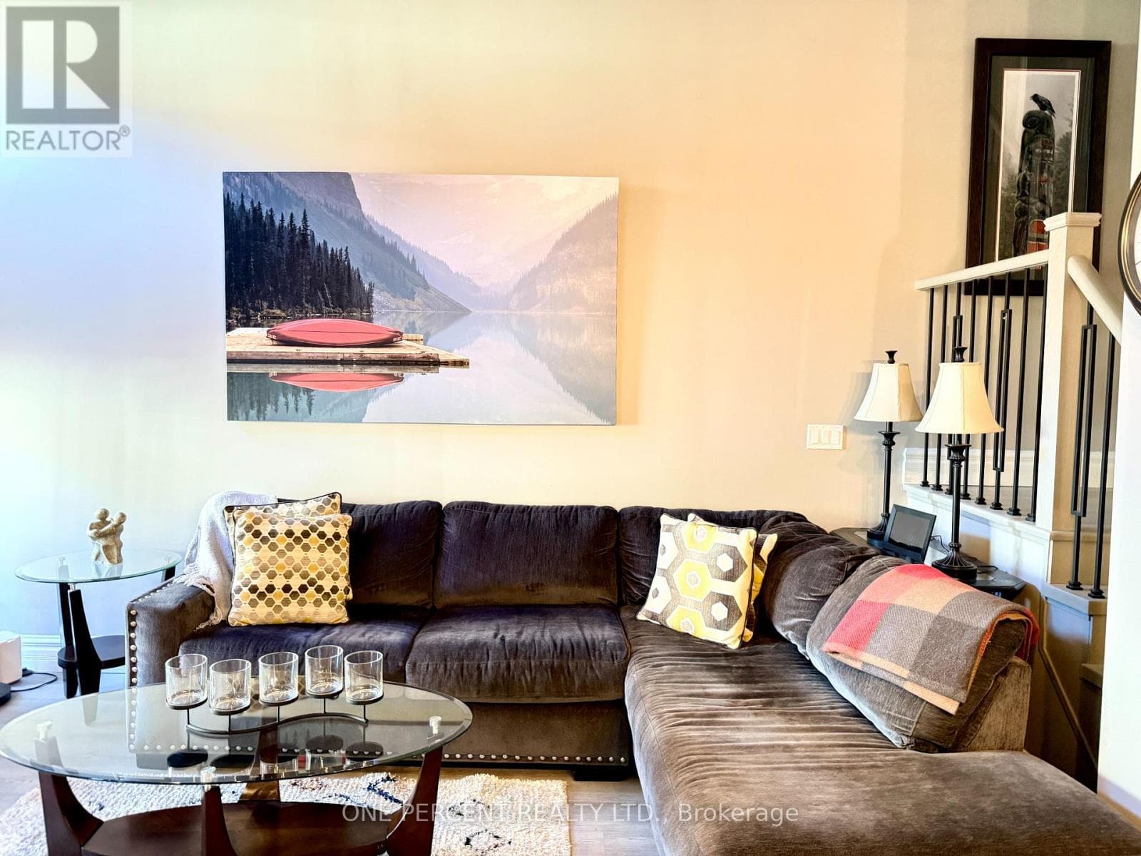 21 LETT AVENUE photo 5