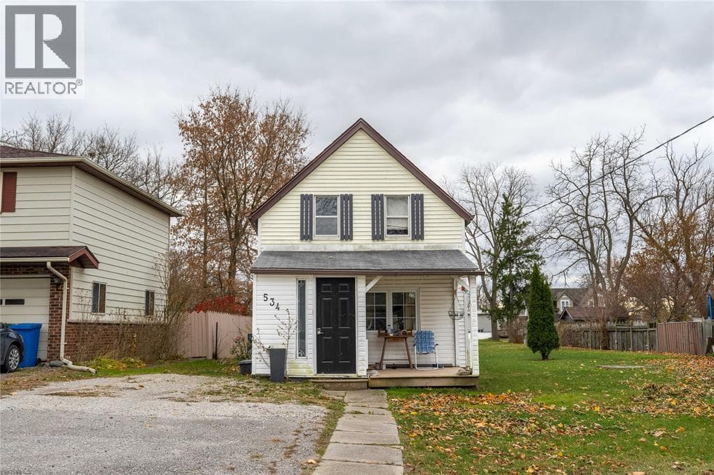 2 bed 1 bath single family at 534 Plympton STREET — $279,900