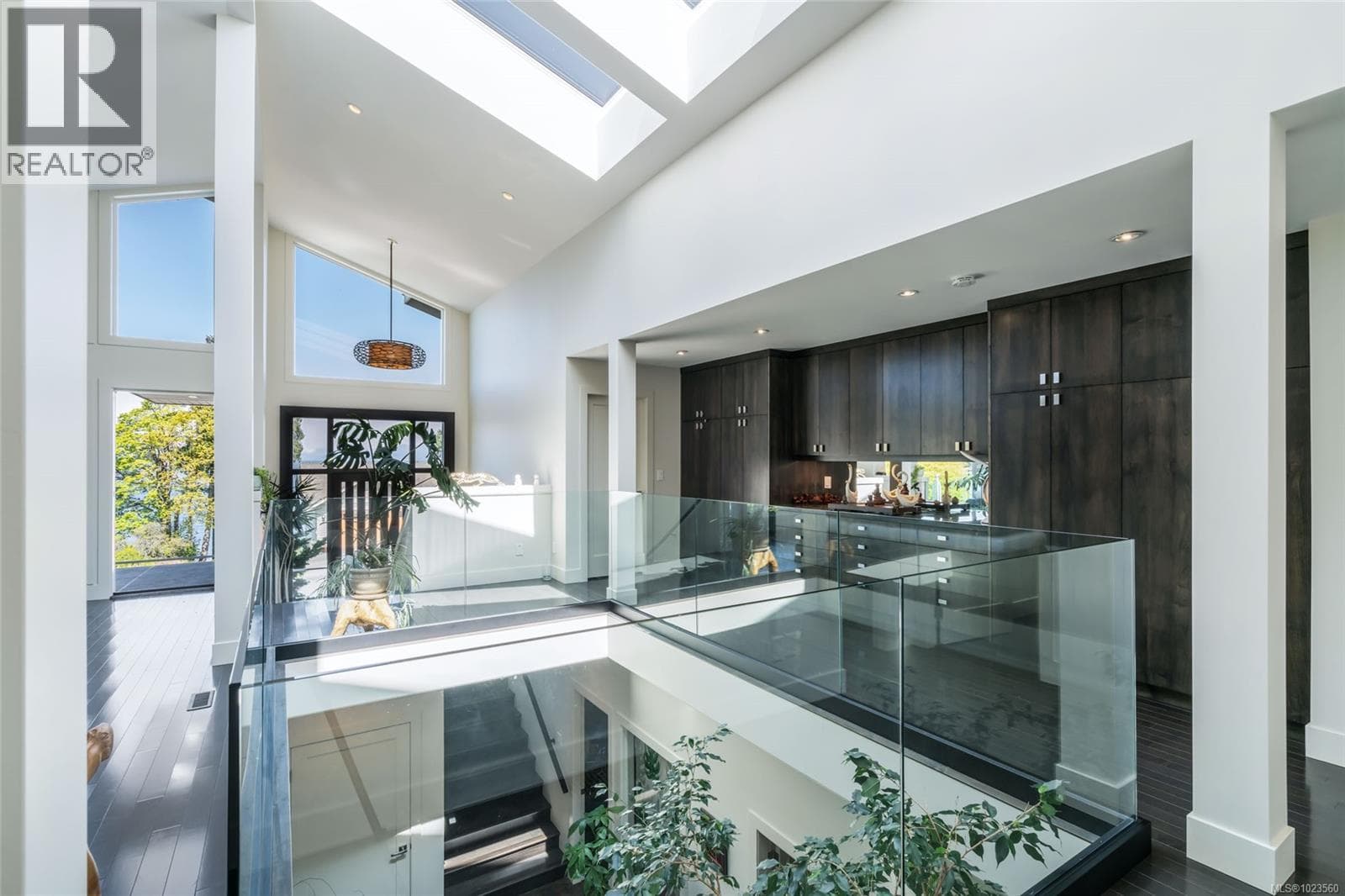 2 bed 3 bath single family at 6457 Ptarmigan Way — $1,598,000