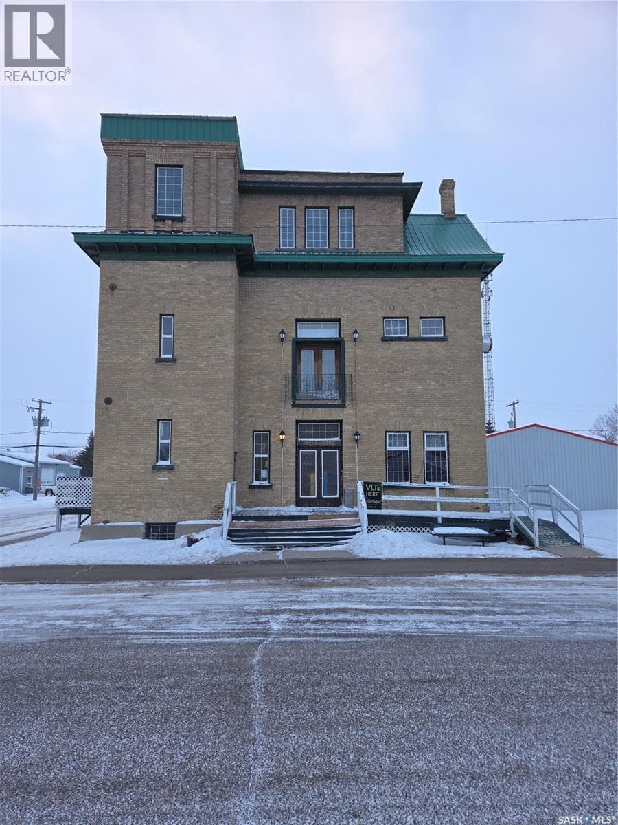 201 Main STREET photo 2