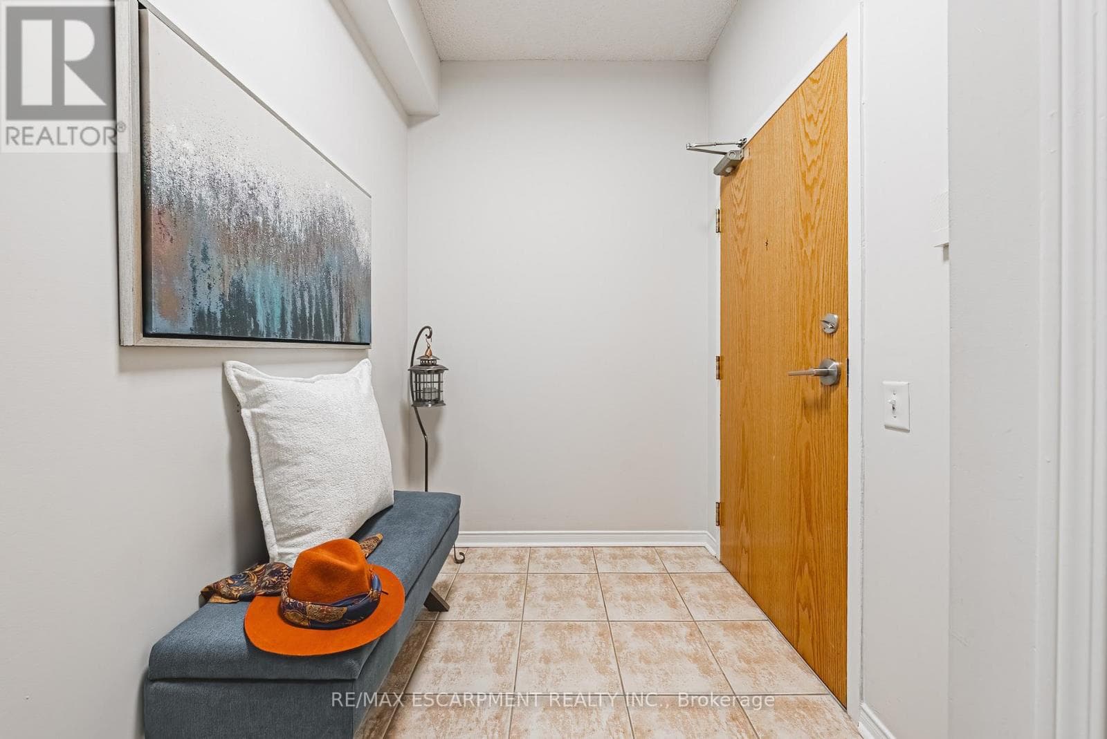 103 - 2075 AMHERST HEIGHTS DRIVE photo 4