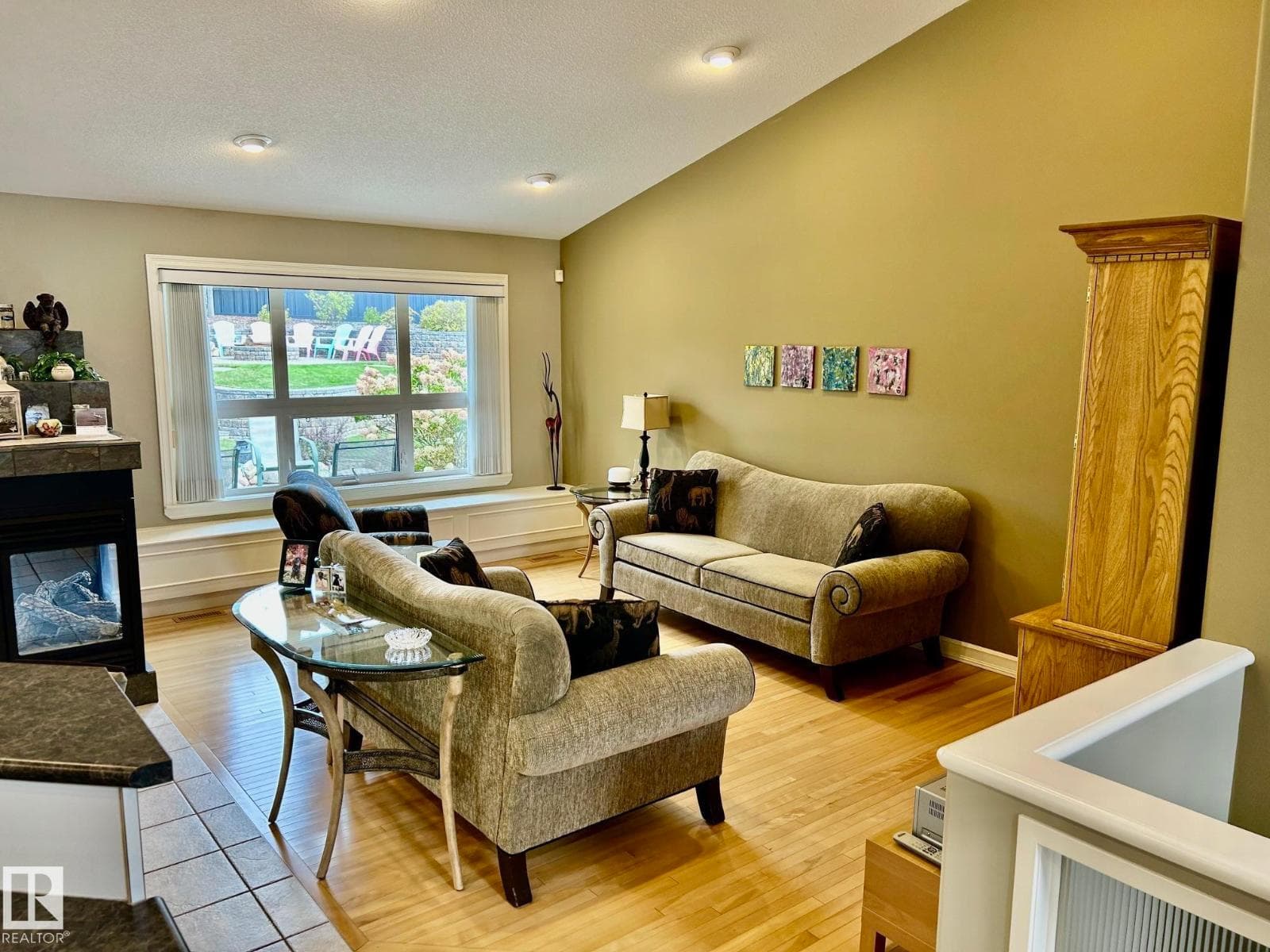 928 THOMPSON PL NW — photo 3