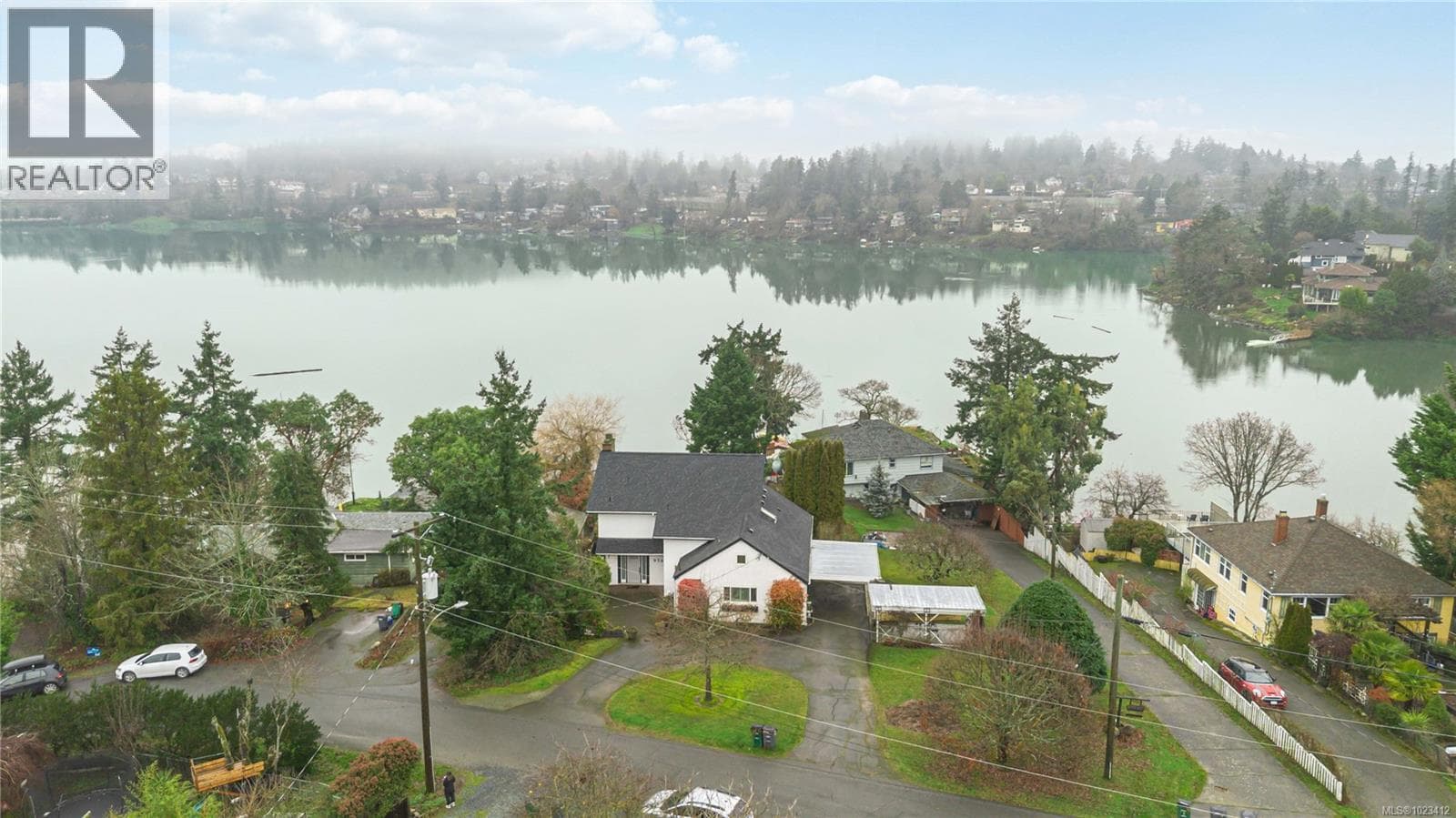 4 bed 4 bath single family at 956 Westing Rd — $1,399,000