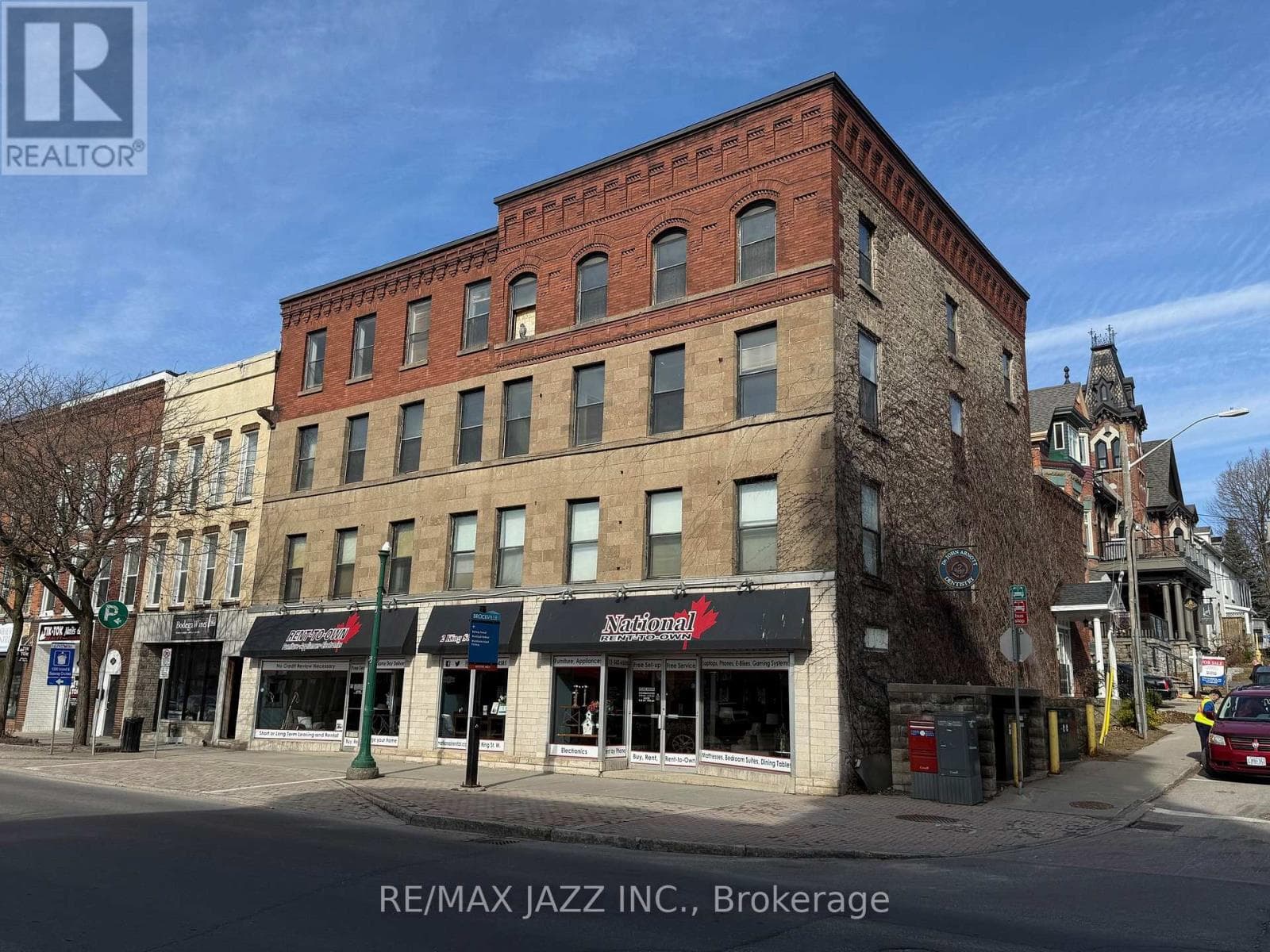multi-family at 2 KING STREET W — $1,000,000